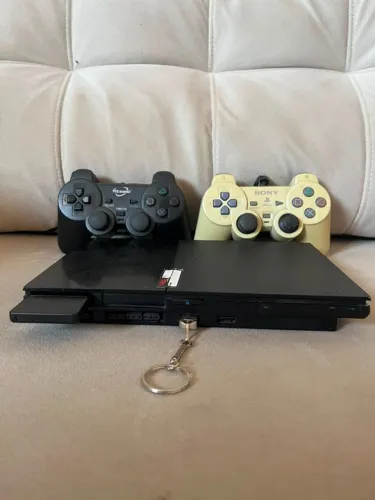 PS2 Slim Desbloqueado com 2 Controles (1 Original)