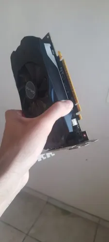 Placa de vídeo - NVIDIA GeForce GTX 1050 (2GB / PCI-E) - Galax OC