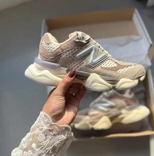 TÊNIS NEW BALANCE 9060 PREMIUM 34 AO 39