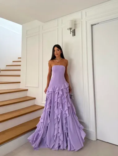 Vestido lavanda para festas