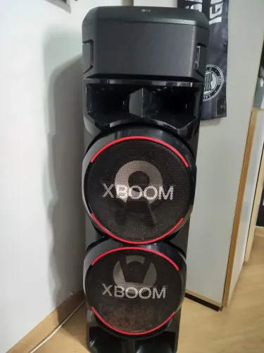 Caixa de som XBOOM LG RN9