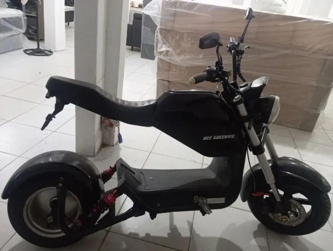 Scooter elétrica inglesa CB3000 watts 