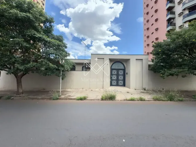Casa comercial à venda, próximo ao Hospital São Lucas em Vila Seixas - Ribeirão Preto - SP
