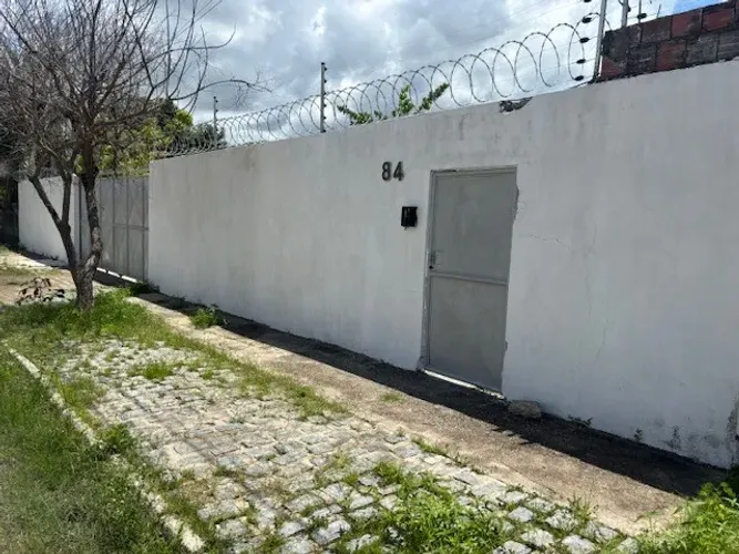 GALPÃO NA PAVUNA CE COM 450 M2 EM UM TERRENO DE 1760 M2