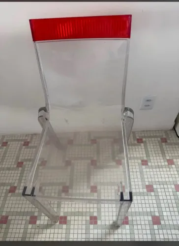 Cadeira Hi Cut Kartell