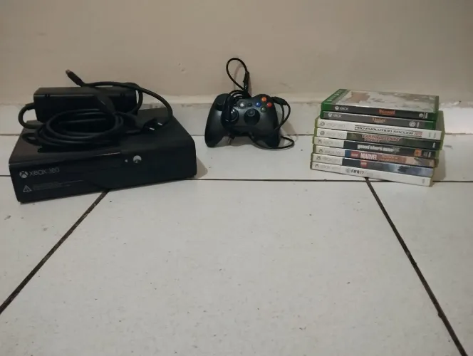 Xbox 360 com 1 controle + 9 jogos originais