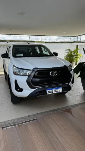 Toyota Hilux CD SR 4X4 2.8 TDI Diesel Aut. 2021