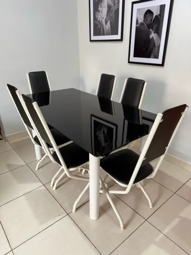 Mesa de jantar 6 lugares