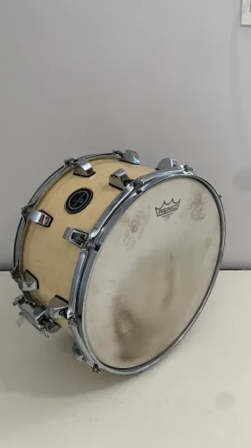 Caixa Nagano Big Beat 14x8