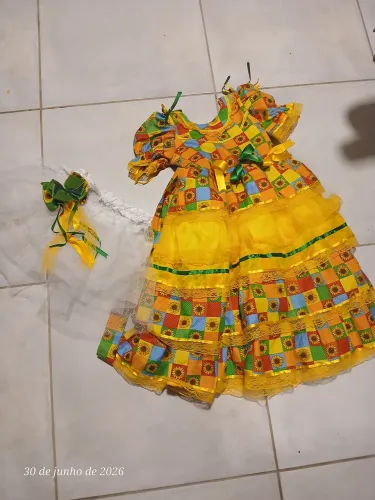 Vestido junino 8 a 12 anos (aceito cartão
