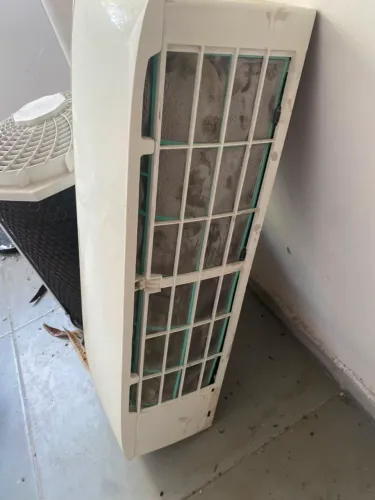 AR CONDICIONADO 1.200 BTUS