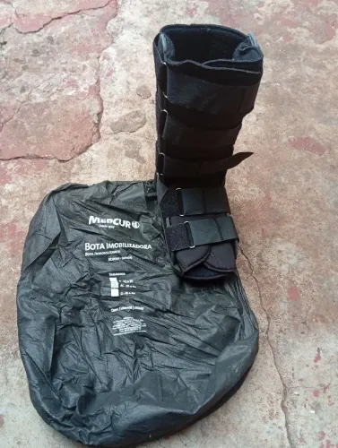 Bota imobilizadora