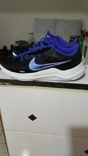 Tênis da Nike adulto feminino .