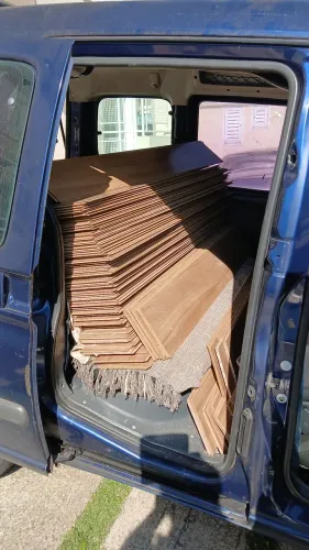 Piso laminado usado em bom estado. 