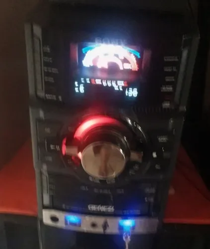 Som sony gtr88 leia o anúncio