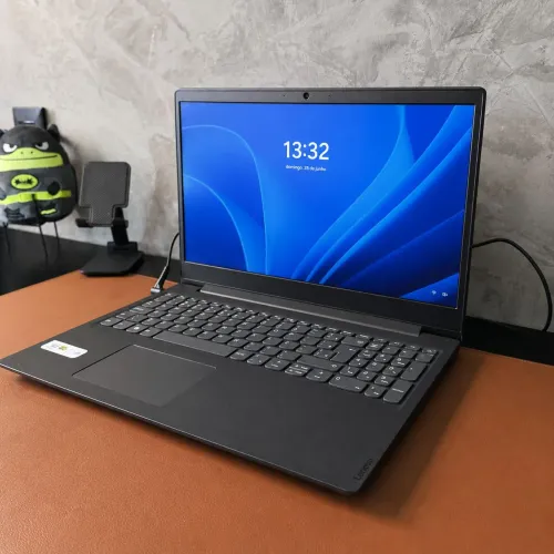 VENDER HOJE! Notebook Lenovo i5 10ª th| 8 Ram| SSD NVMe 256 GB | Windows 11 Pro Origina