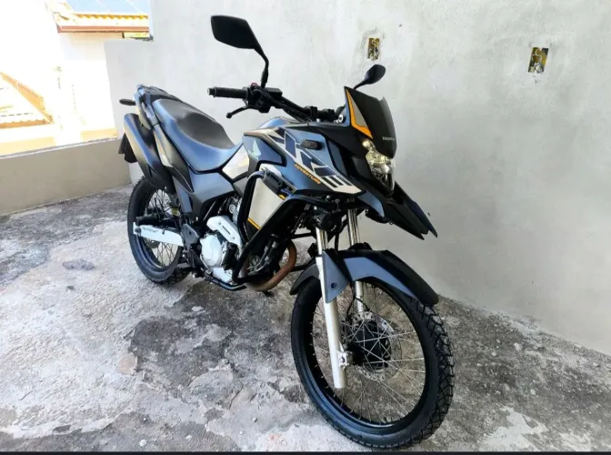 XRE 300 adventure 