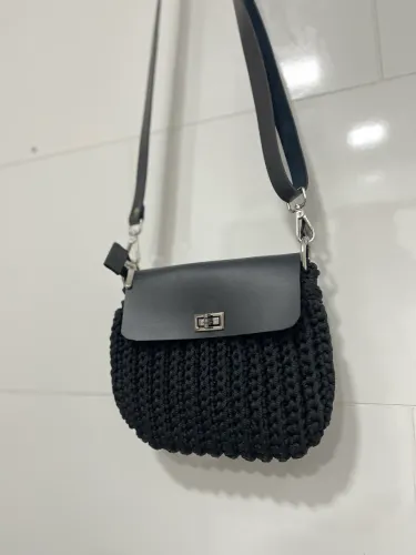 BOLSA DE CROCHÊ PRETA P