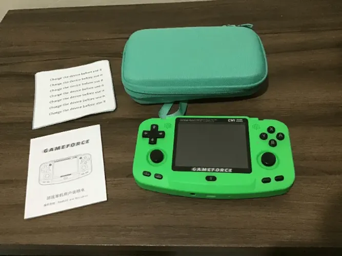 GameForce CHI Console Portatil Emulador Retro Nintendo SEGA