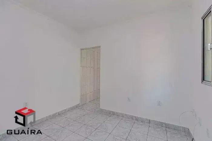 Casa Térrea à venda 1 quarto 4 vagas Novo Oratório - Santo André - SP