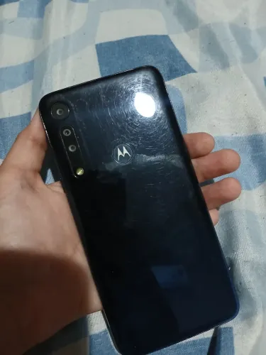 Moto One Macro em bom estado