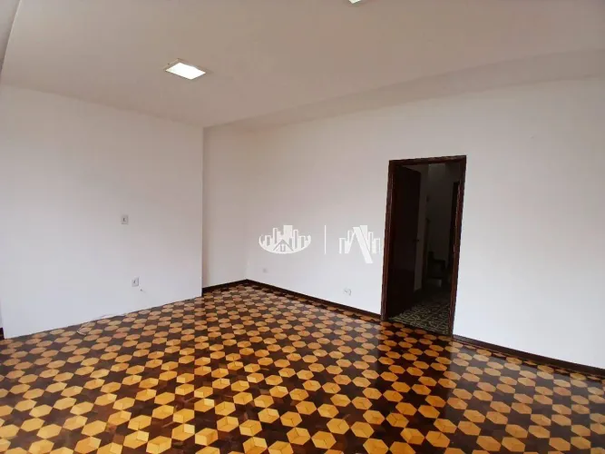 Sobrado com 4 Quartos , 252 m² - venda por R$ 1.200.000 ou aluguel por R$ 6.000/mês - Jard