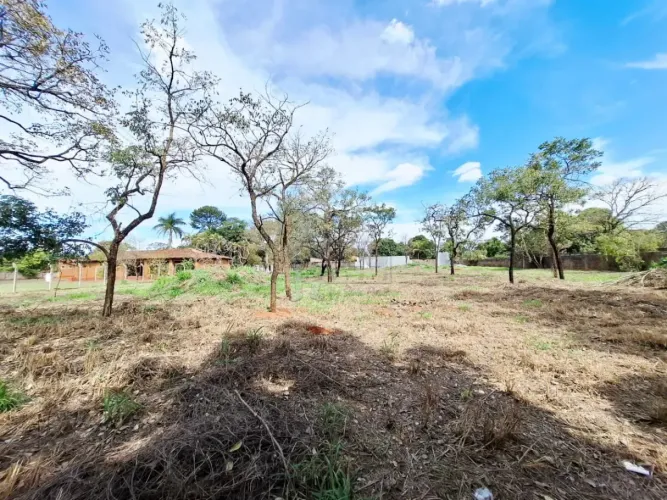 Terreno de 5000m² à venda em condomínio - Recreio Internacional