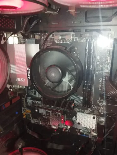 Ryzen 7 8700G