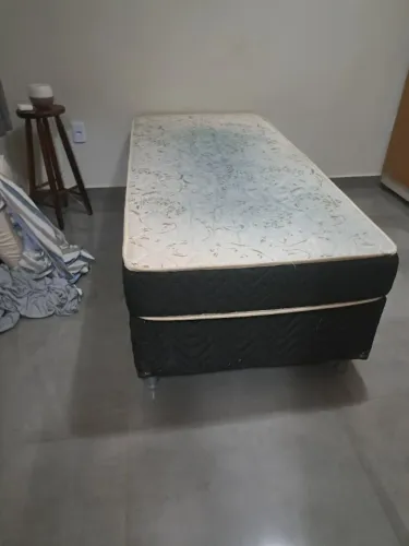 .Cama box solteiro com colchão