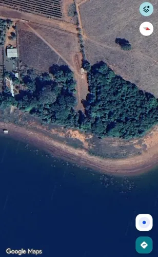 Terreno privativo com acesso direto ao Lago de Furnas