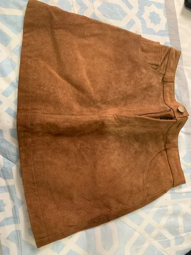 Mini Saia de Couro