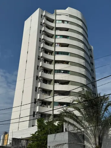 Edifício Dunas do Tirol - Apto 3/4 com 3 suítes de 100 m², dependência, 2 vagas de 599.999