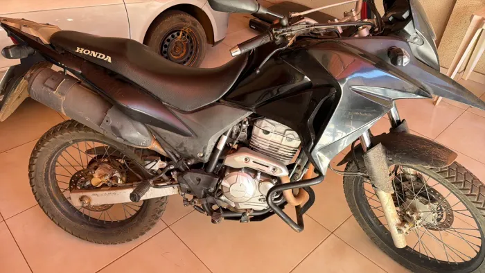 Xre 300 2018 de 21k por 18k