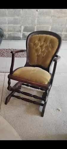 Poltrona de balanço antiga