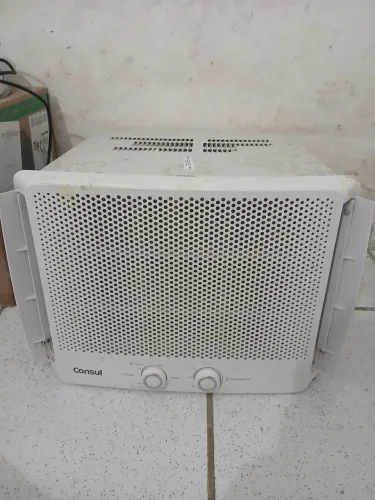 Ar condicionado de janela