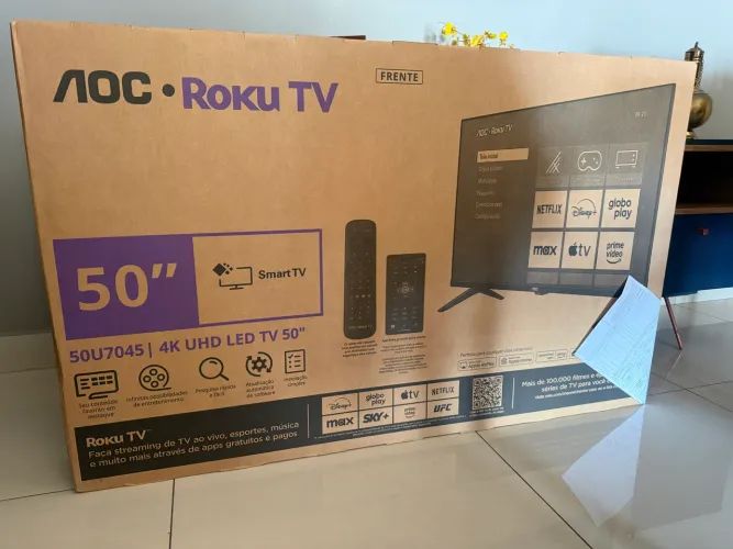 TV 4K AOC (Roku TV) - 50 polegadas - Lacrada
