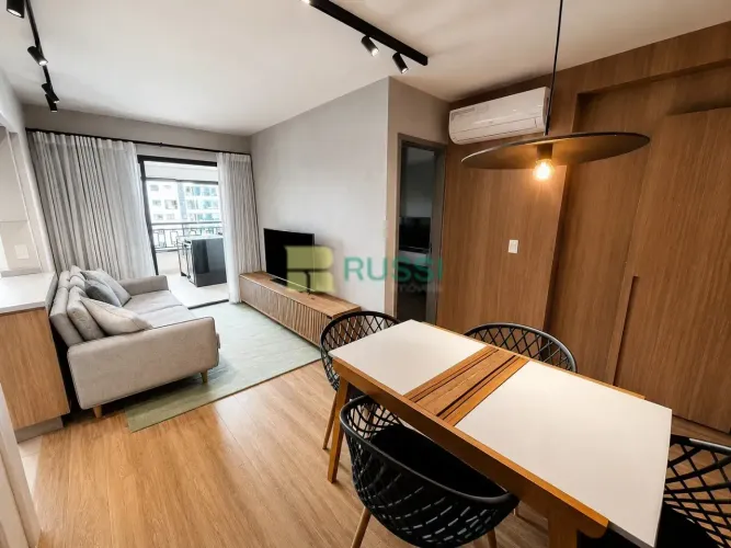 Apartamento mobiliado á venda na Vila Adyana, São José dos Campos, SP