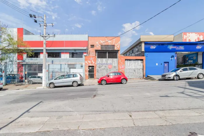 Galpão na Rua Francisca de Paula, 505 750 m²