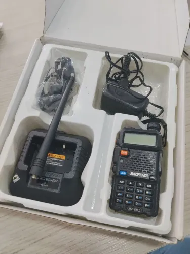 RÁDIO BAOFENG UV- 5R