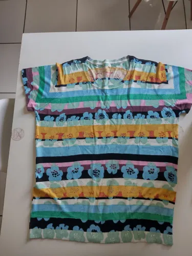 Momentos em delícias blusa super linda com jeans