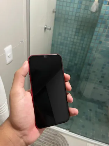 iphone 11 vermelho