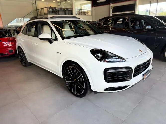 Porsche Cayenne E-hybrid 3.0 V6 462cv 2023