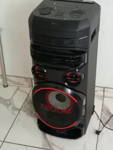 Caixa de som portátil LG