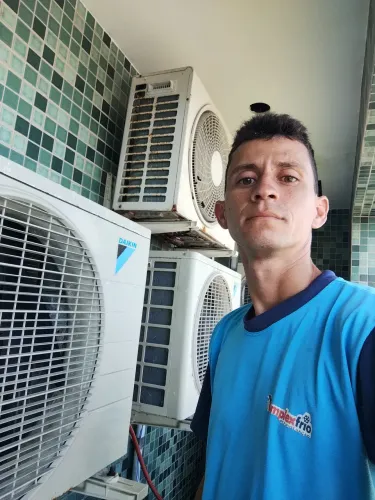 Instalação e manutenção de ar condicionado *