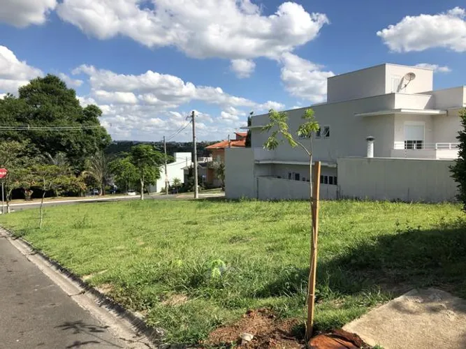 Lote esquina Portal de Itaici 476 m2 em condomínio