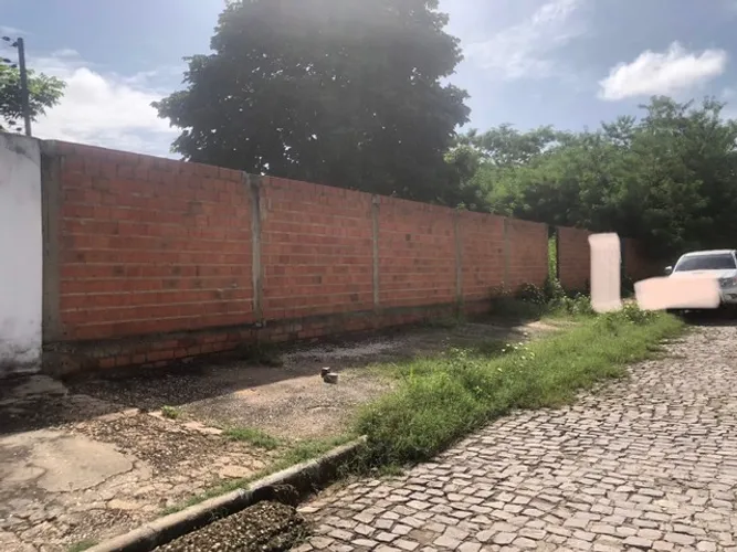 Terreno próximo à Homero