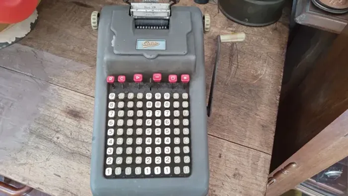Registradora antiga 