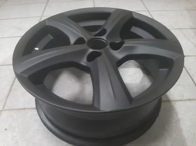 Roda aro 15 Estrela preta fosca Renault sandero 4x100 jogo 