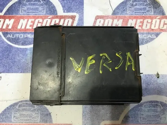caixa de fusível versa