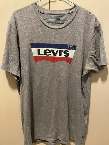 Camiseta Levis Cinza (G) - Original